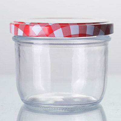 mason jar with metal lid