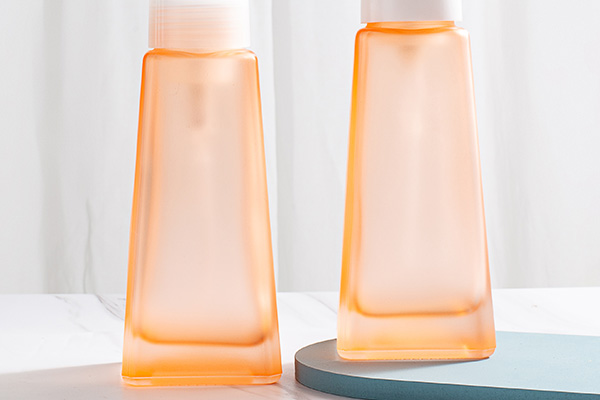 bouteilles de distributeur de savon