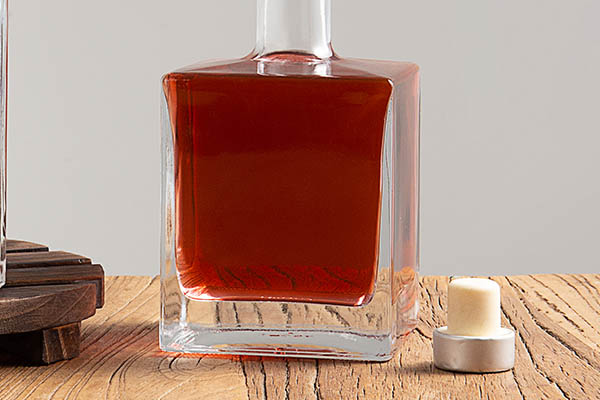 square whisky bottle glass