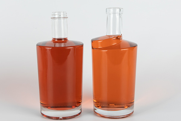 wholesale glass liquor bottle